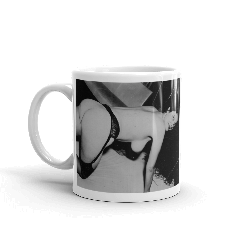 Vintage Pin Up Girls Coffee Mug, 11 oz